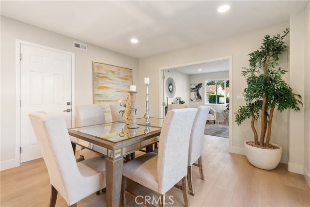 MLS #OC25257013 image #13