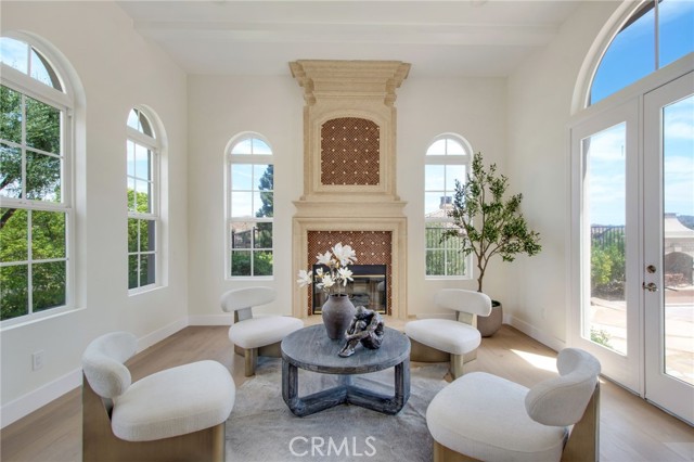 MLS #OC25257037 image #3