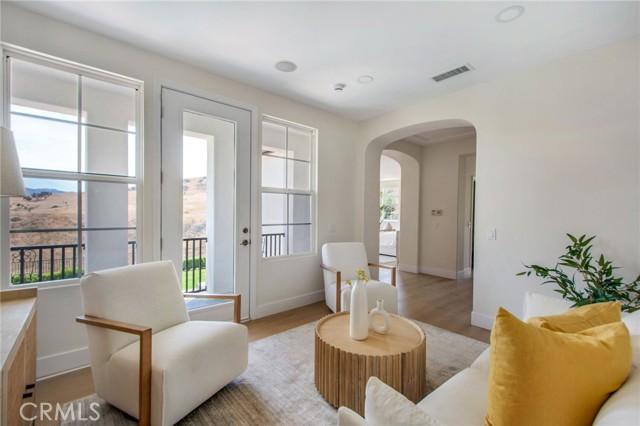 MLS #OC25257037 image #37