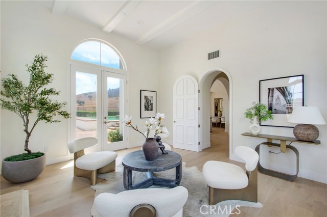 MLS #OC25257037 image #4