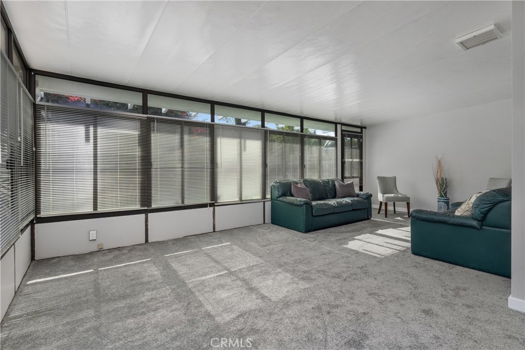 MLS #OC25257049 image #16