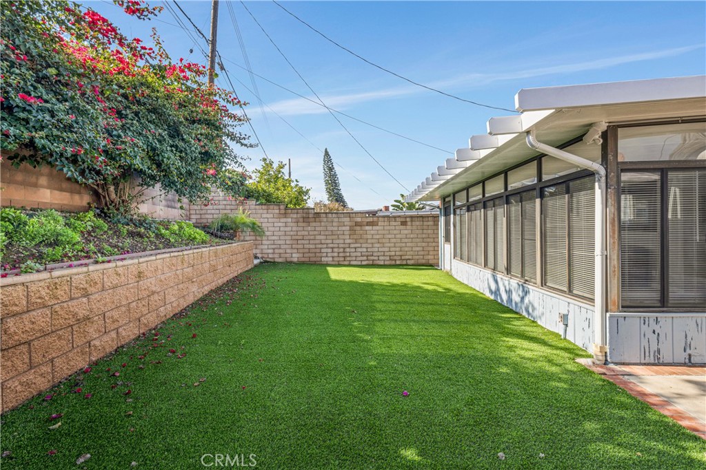 MLS #OC25257049 image #20