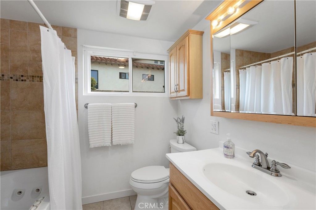 MLS #OC25257049 image #23