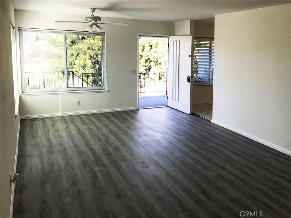 MLS #OC25257051 image #3