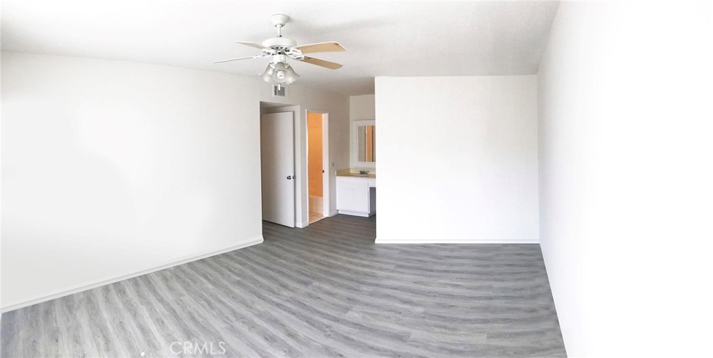 MLS #OC25257051 image #4