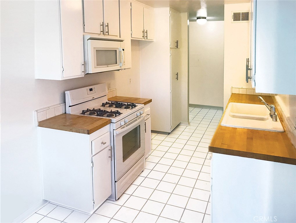 MLS #OC25257051 image #6