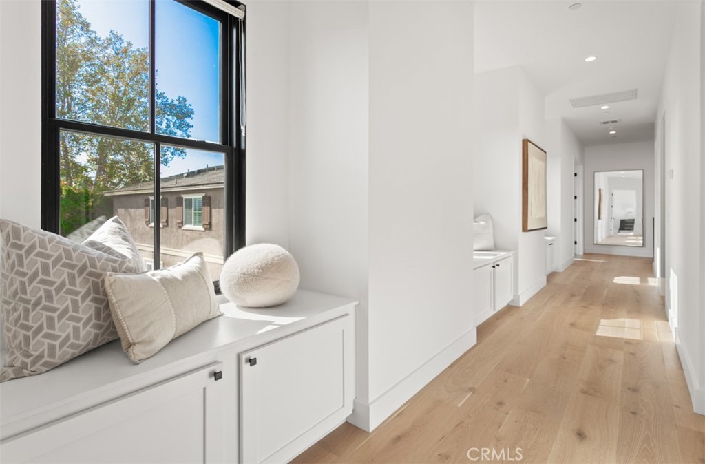 MLS #OC25257066 image #17