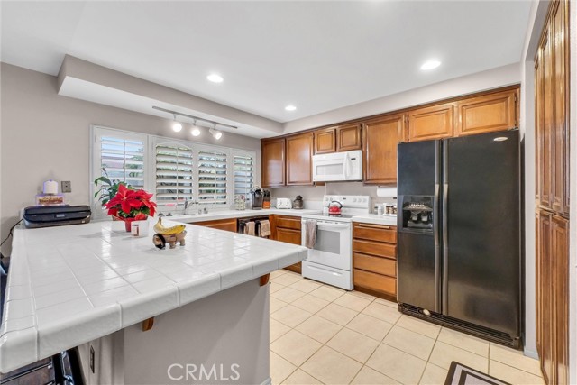 MLS #OC25257068 image #10