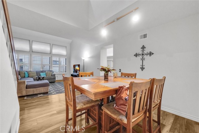 MLS #OC25257068 image #7