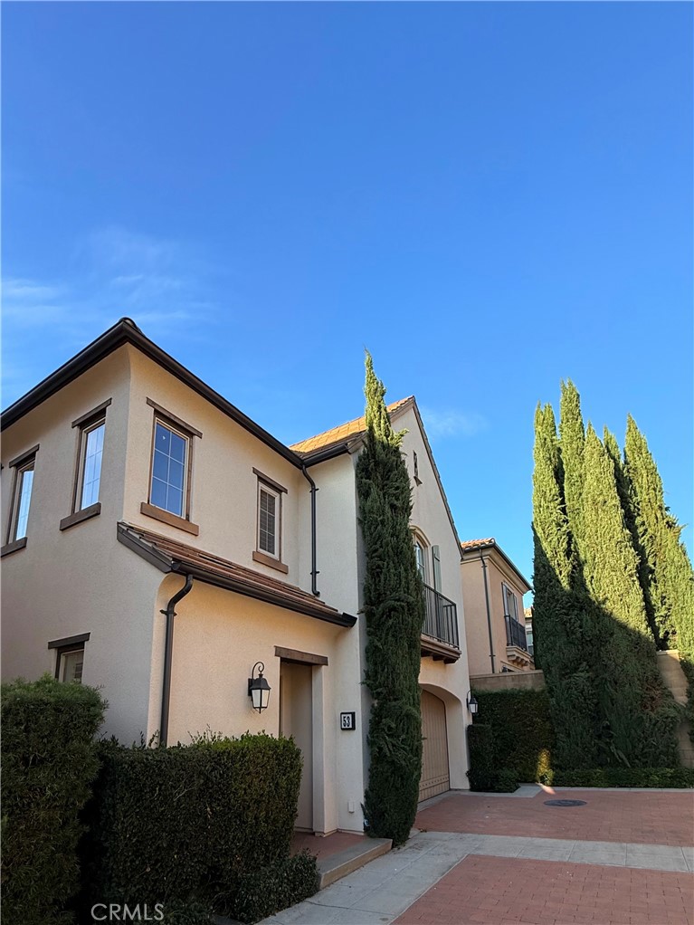 MLS #OC25257145 image #1