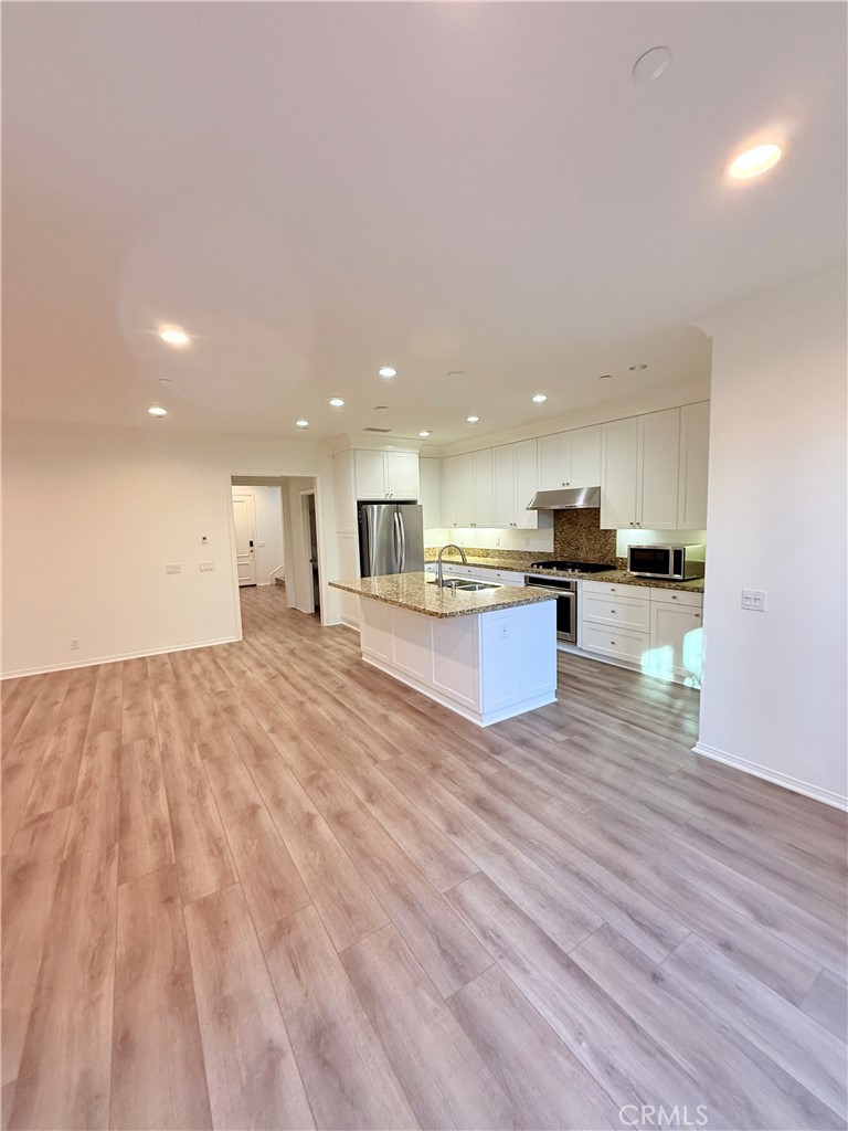 MLS #OC25257145 image #6