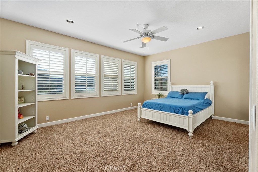 MLS #OC25257158 image #32