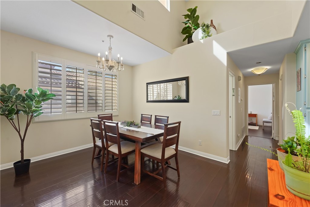 MLS #OC25257190 image #20