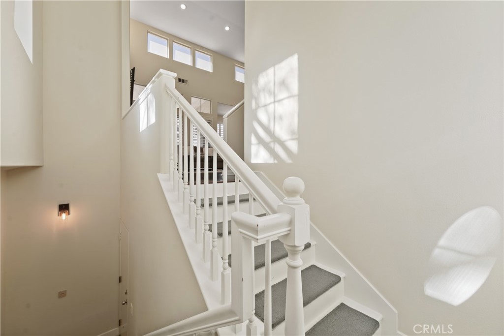 MLS #OC25257190 image #28