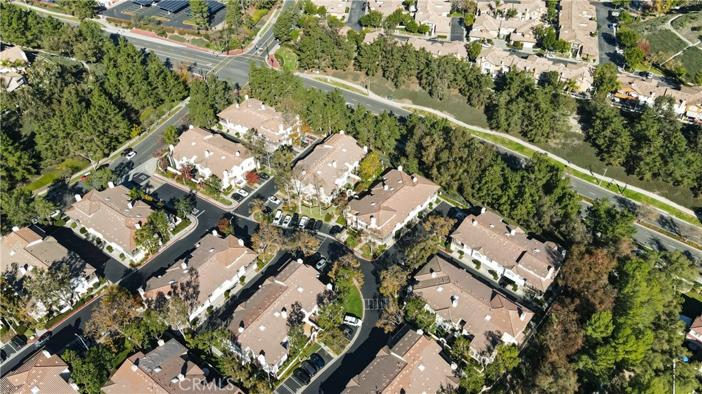 MLS #OC25257190 image #41