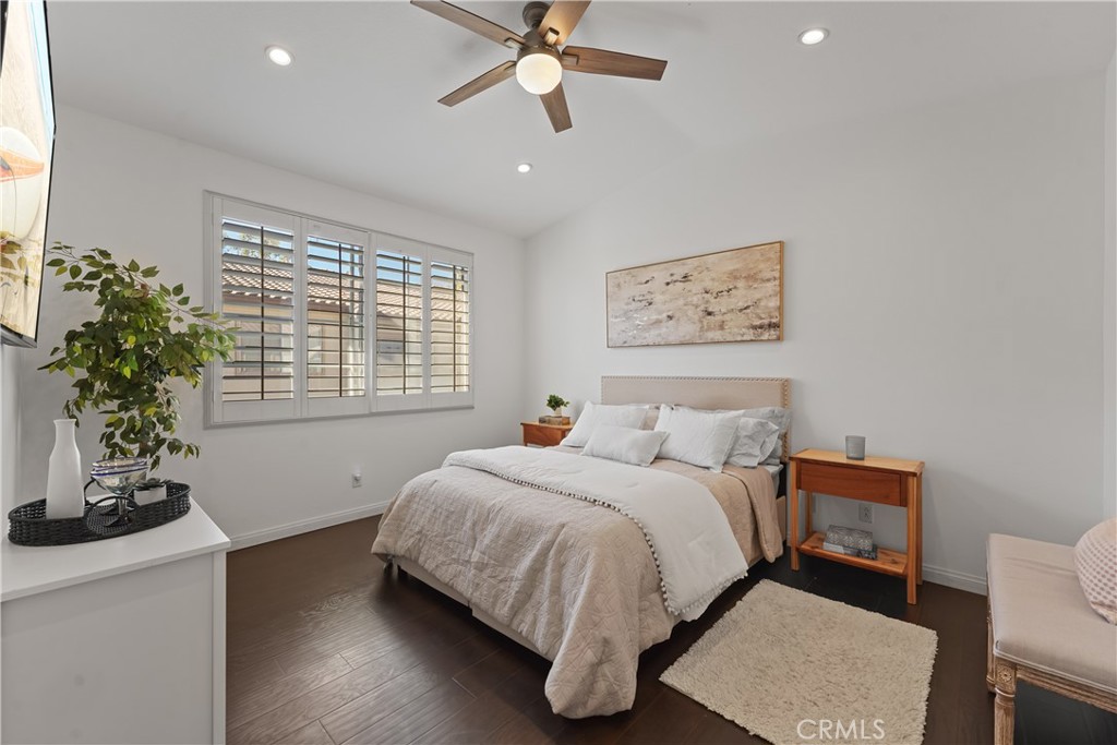 MLS #OC25257190 image #8