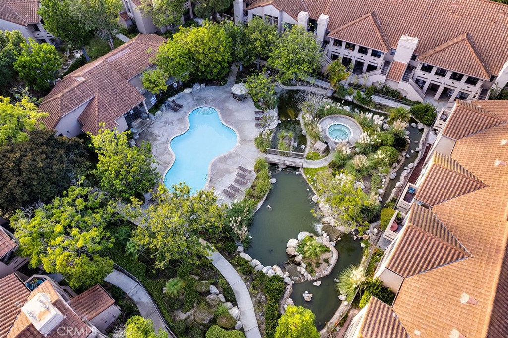 MLS #OC25257211 image #27