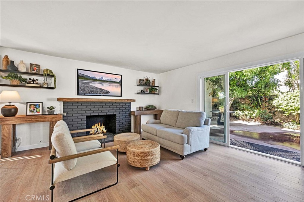 MLS #OC25257217 image #10