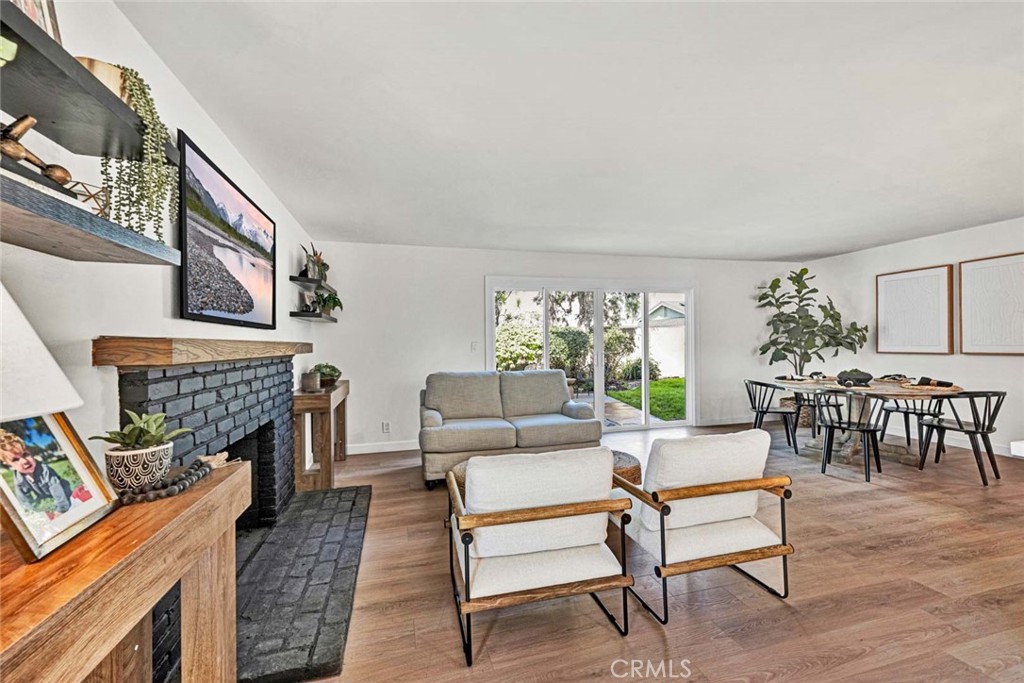 MLS #OC25257217 image #11