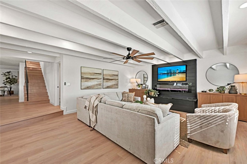 MLS #OC25257217 image #14