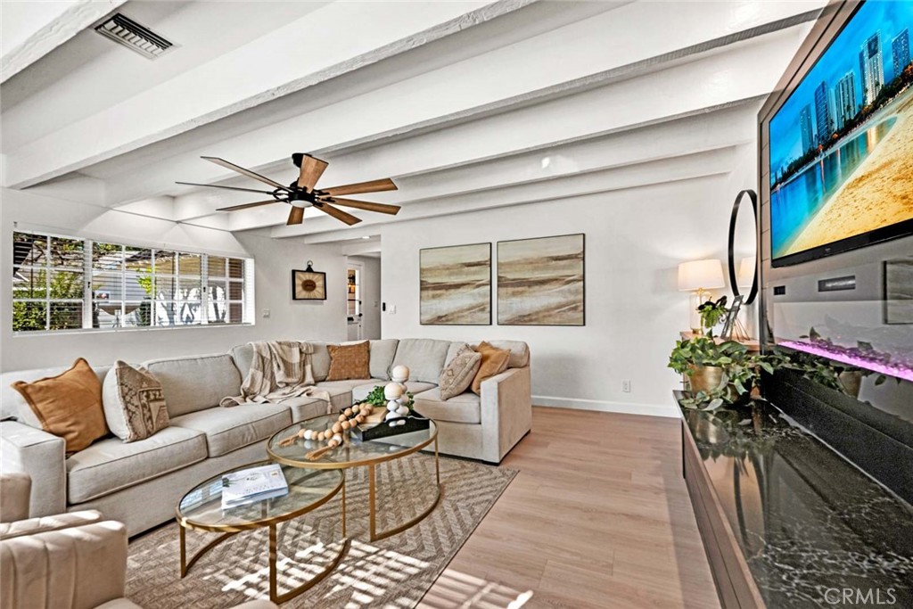 MLS #OC25257217 image #16