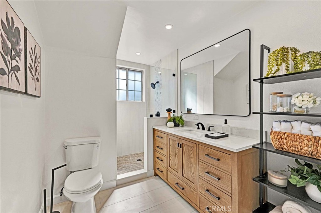 MLS #OC25257217 image #22