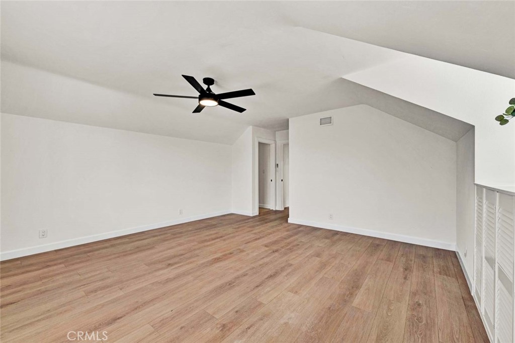 MLS #OC25257217 image #27