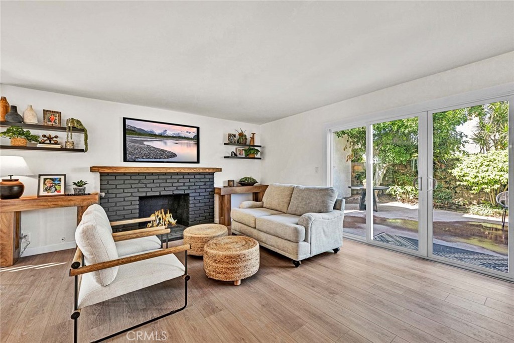 MLS #OC25257217 image #9