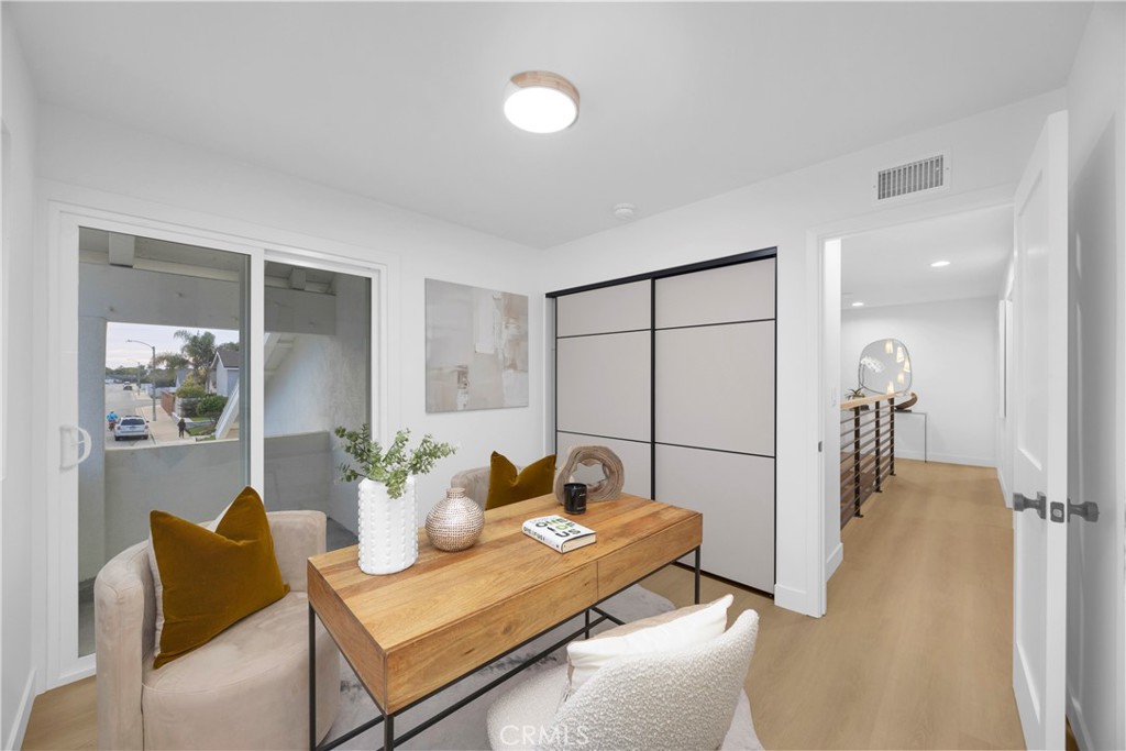 MLS #OC25257238 image #21