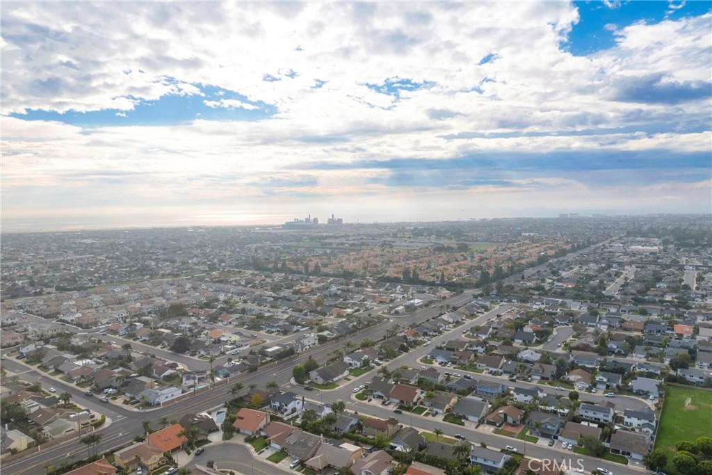 MLS #OC25257238 image #29