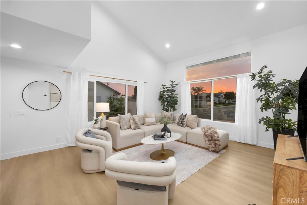 MLS #OC25257238 image #6