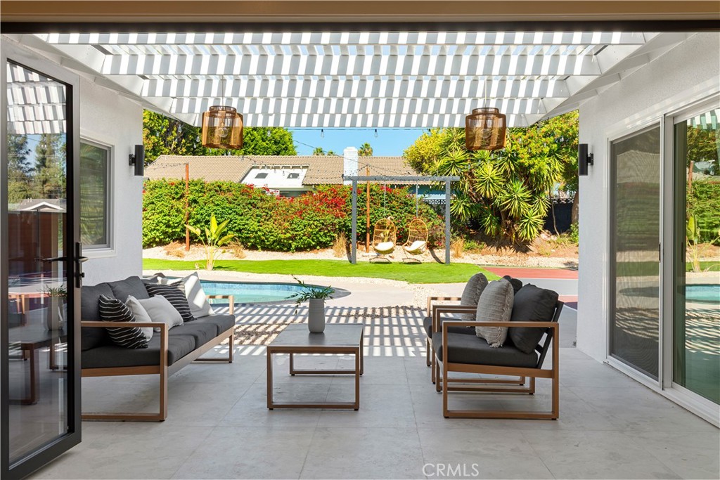 MLS #OC25257282 image #11