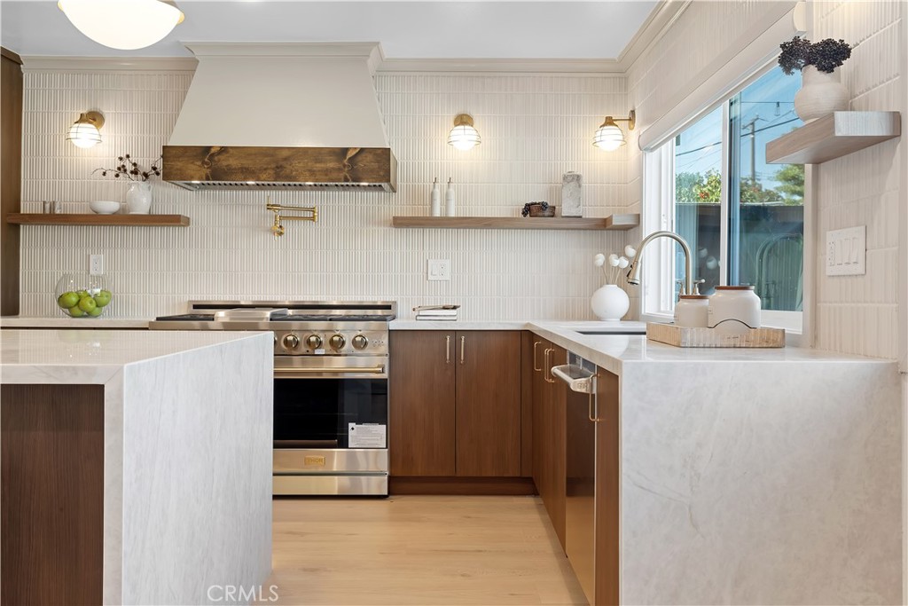 MLS #OC25257282 image #27