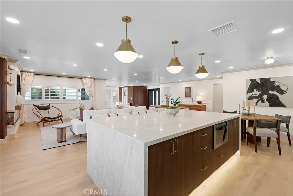 MLS #OC25257282 image #29