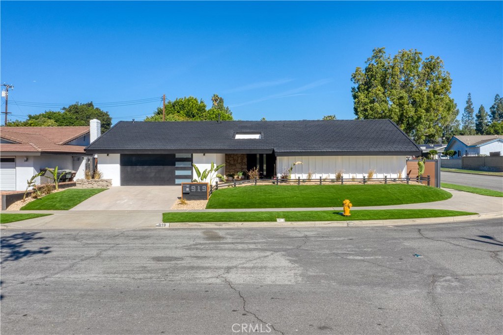 MLS #OC25257282 image #3