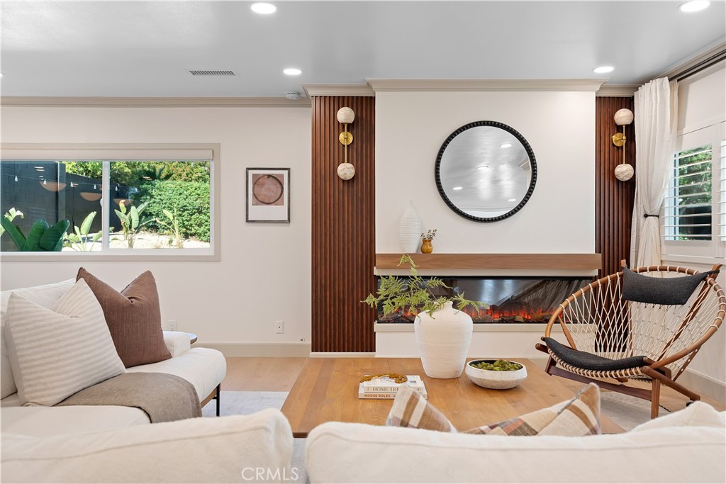 MLS #OC25257282 image #35