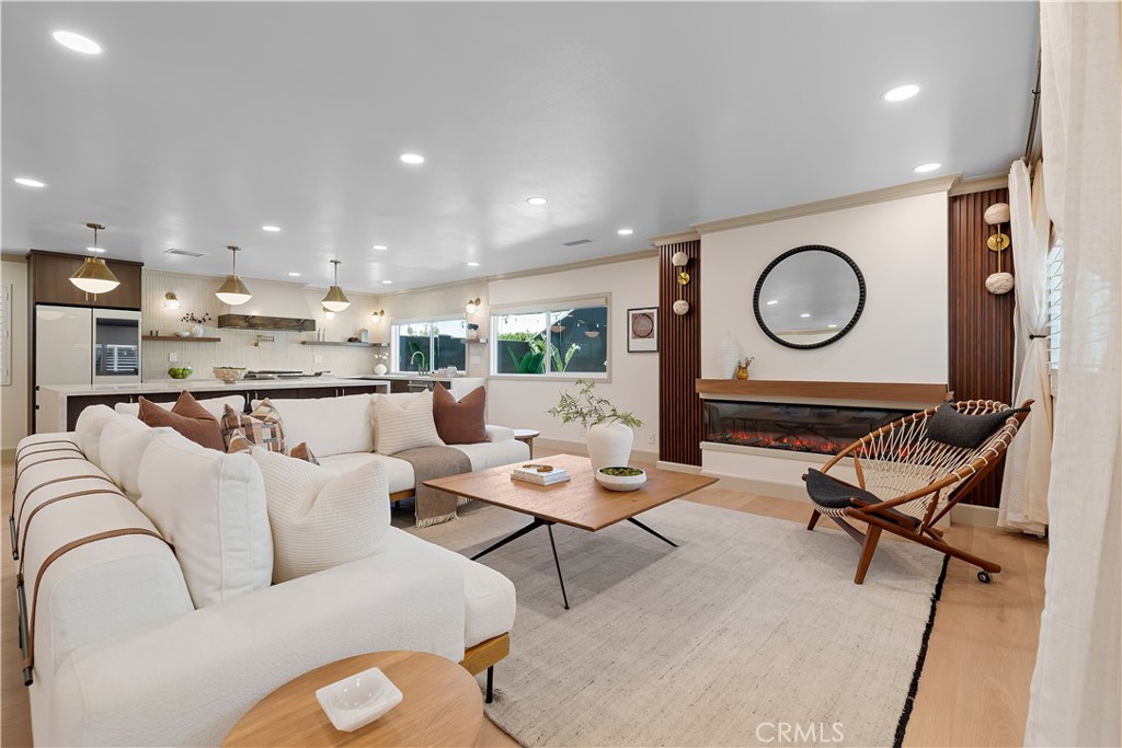 MLS #OC25257282 image #36