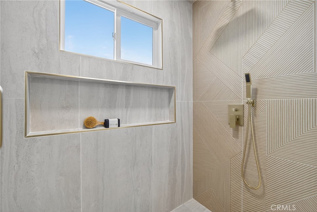 MLS #OC25257282 image #49