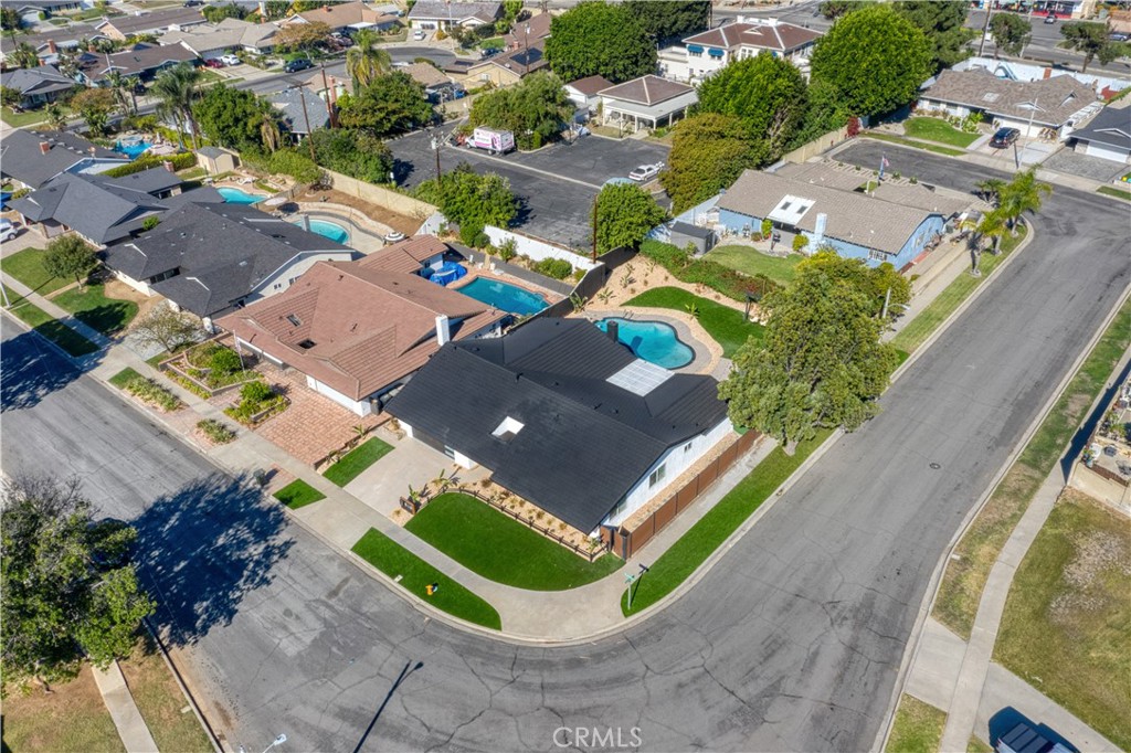 MLS #OC25257282 image #62