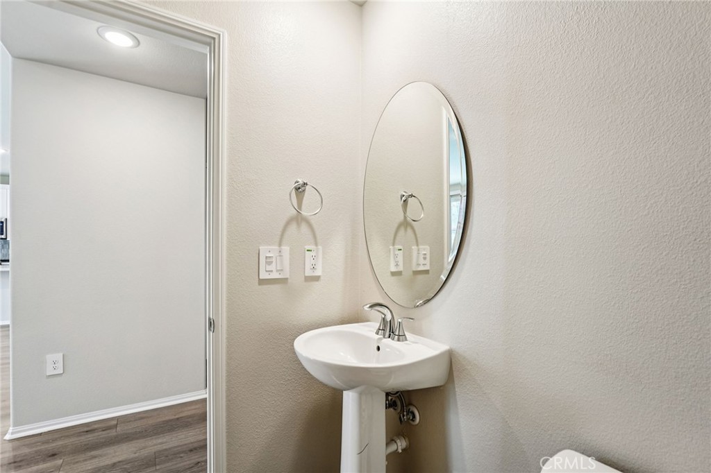 MLS #OC25257289 image #10