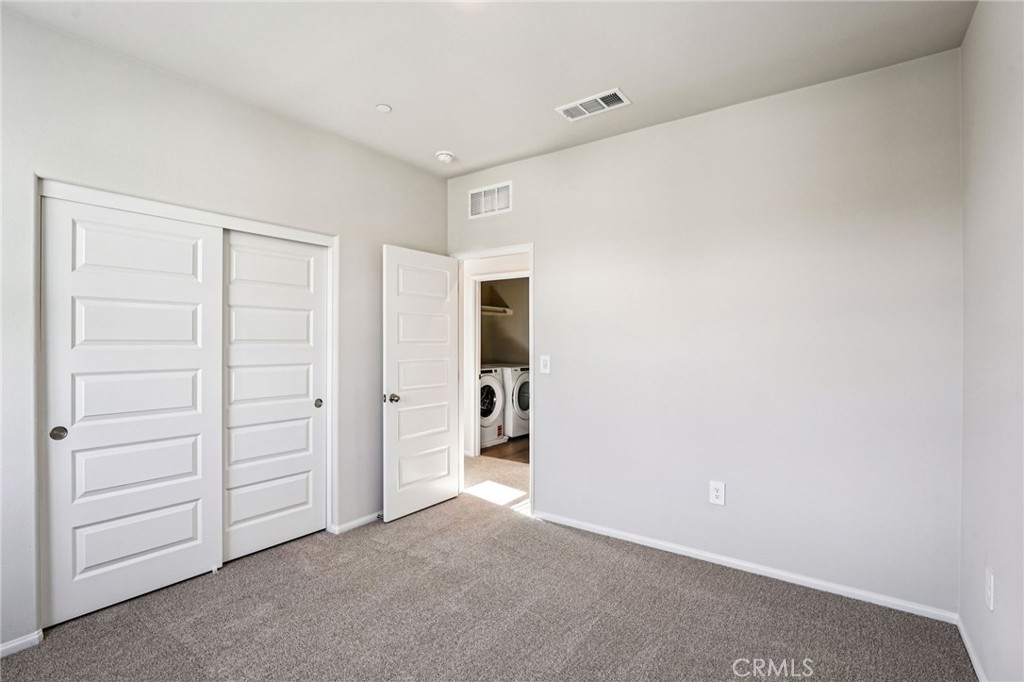 MLS #OC25257289 image #13