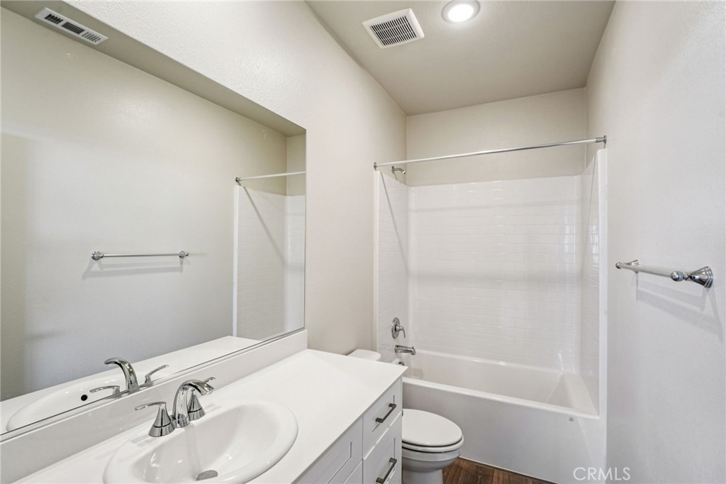 MLS #OC25257289 image #14