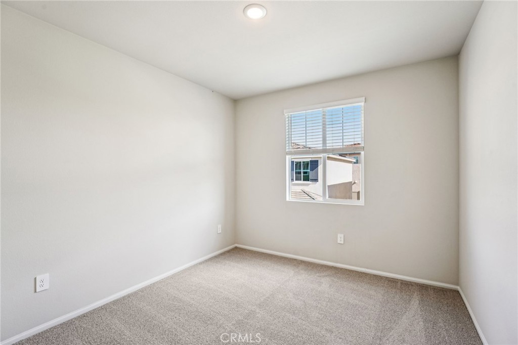 MLS #OC25257289 image #15