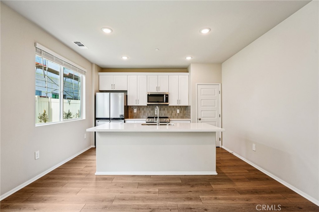 MLS #OC25257289 image #6