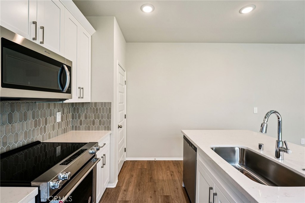 MLS #OC25257289 image #7