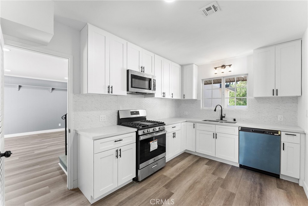 MLS #OC25257295 image #12