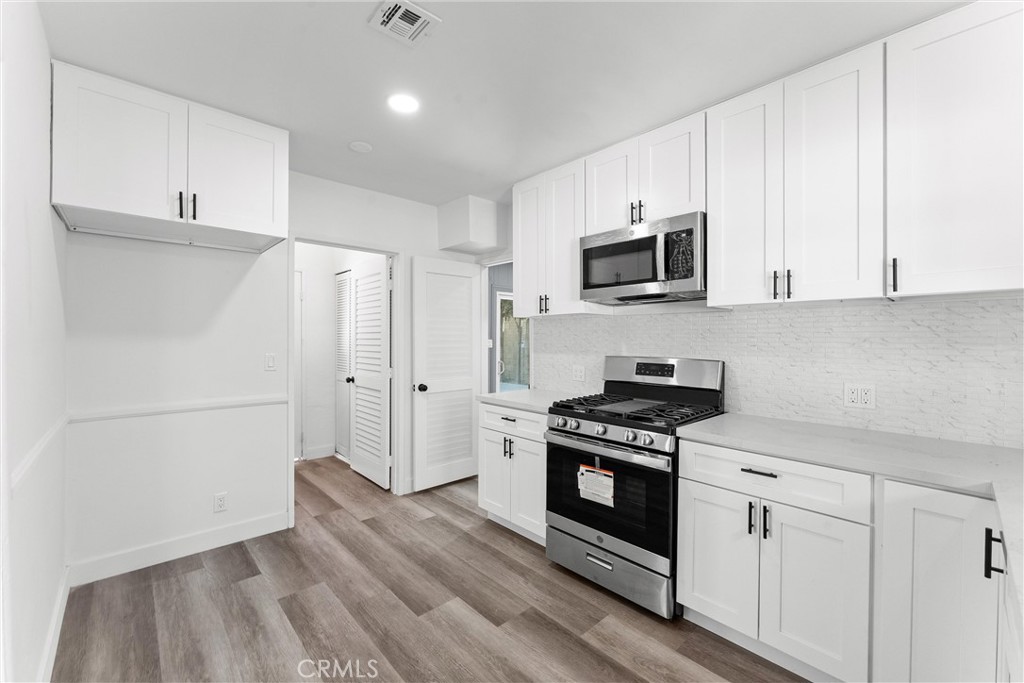 MLS #OC25257295 image #13