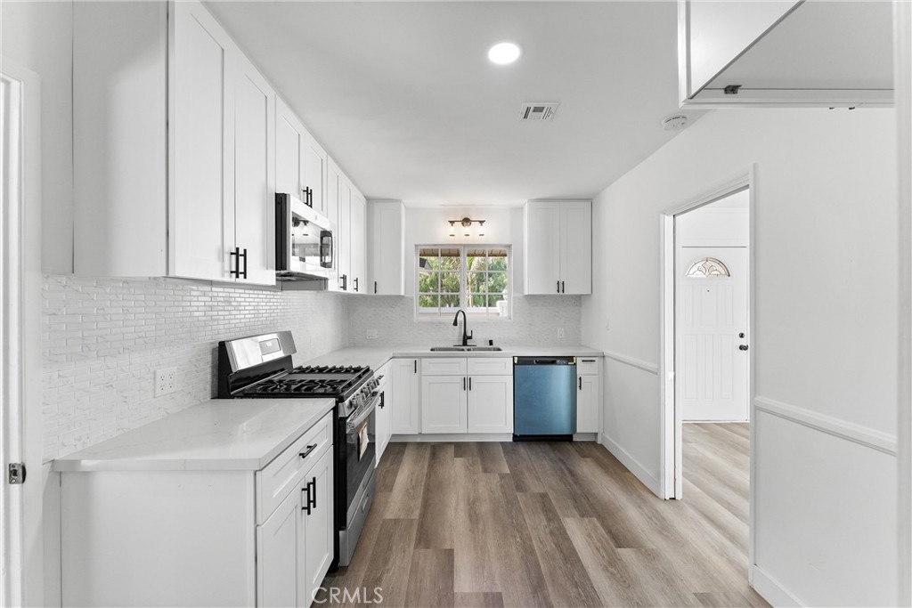 MLS #OC25257295 image #15