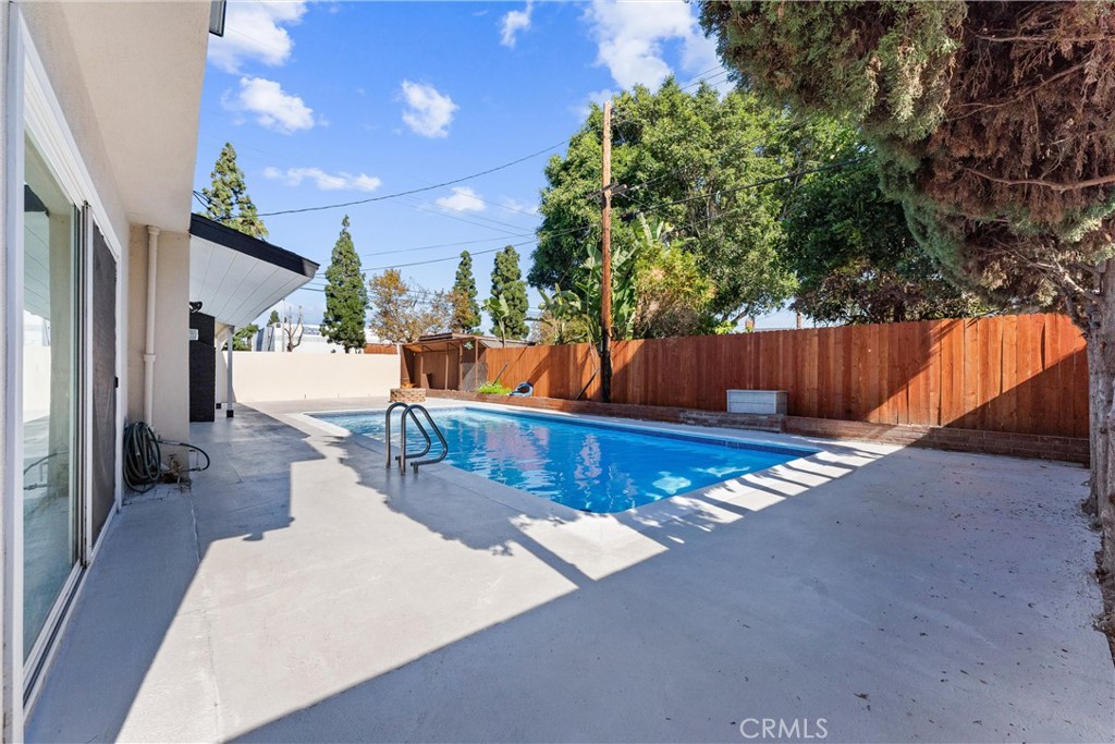 MLS #OC25257295 image #34