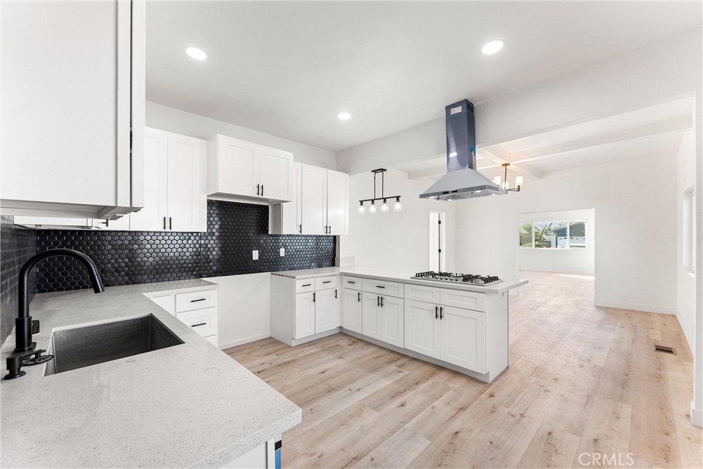 MLS #OC25257296 image #11